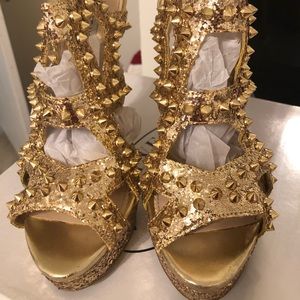 Hyper Gold Spiked Heels, Size 8